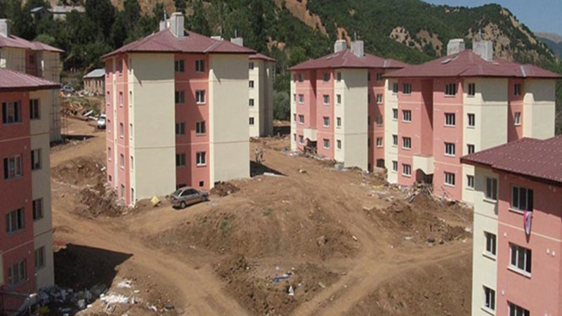 Bitlis Mutki 128 Konut 1 Ad. Büfe ve Çevre Düz.