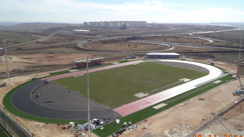 Sentetik Yüzeyli Atletizm Pisti